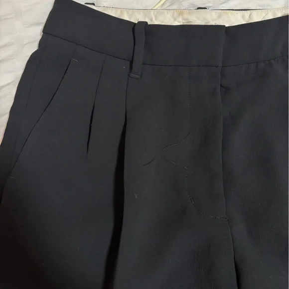 Aritzia The Effortless Pant Cropped - Crepette Black - Picture 5 of 5